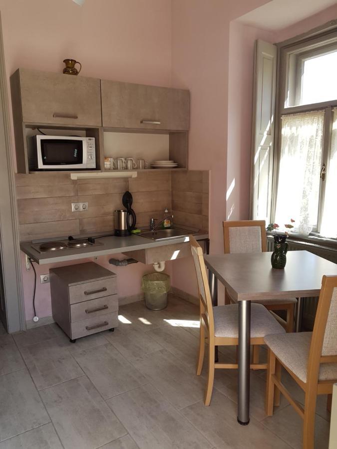 Ketbodonyi Apartments Eksteriør billede