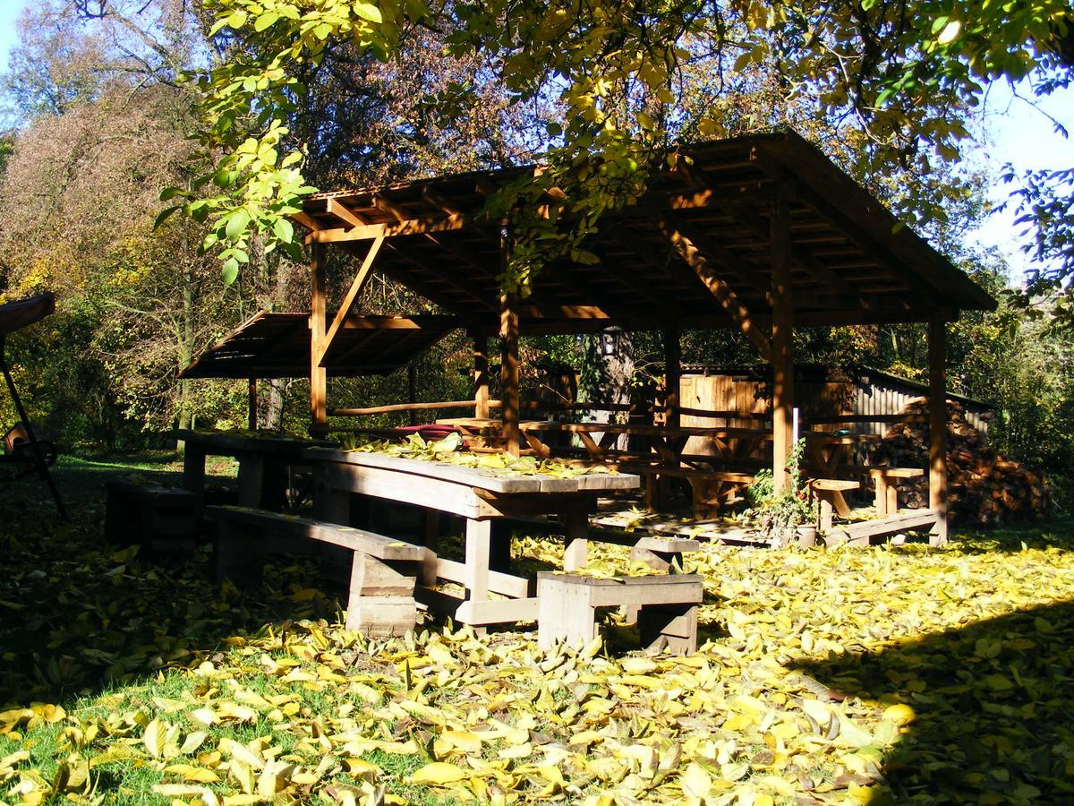 Ketbodonyi Apartments Eksteriør billede